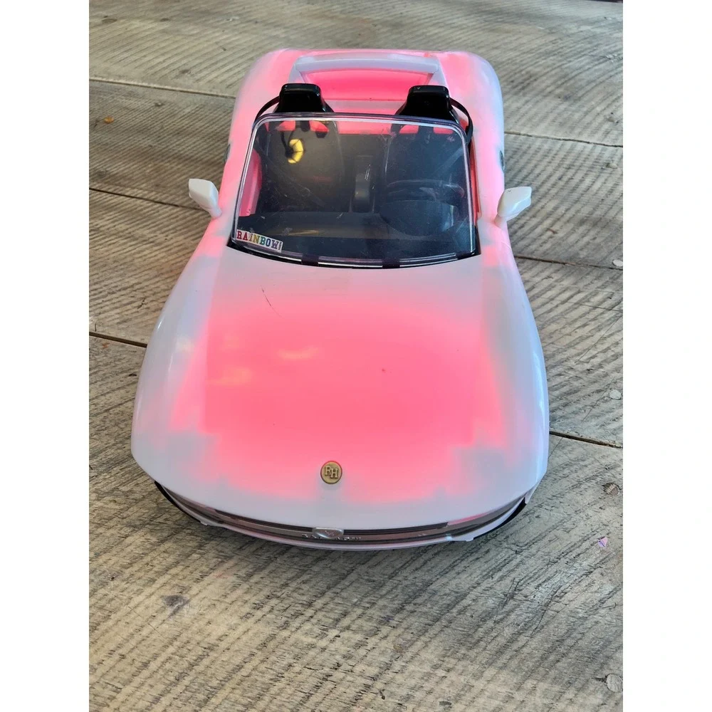 Rainbow High 8-in-1 Color Change Car White Convertible LED Light Up Vehicle